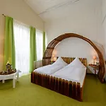 Boutique-hotel & Wellness Goldenes Fass 4*