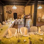 Boutique-hotel & Wellness Goldenes Fass 4* Meißen