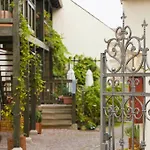 Boutique-hotel & Wellness Goldenes Fass מלון 4*
