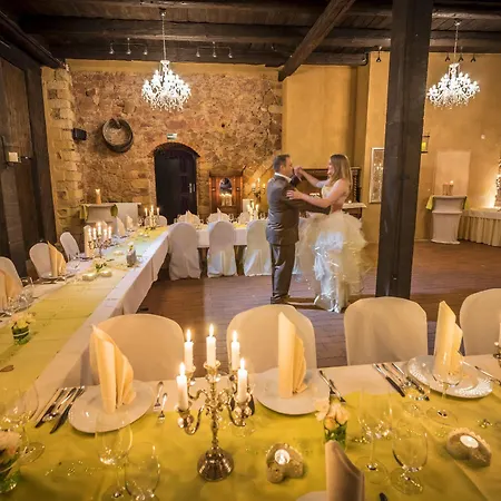 Boutique-hotel & Wellness Goldenes Fass 4* Meissen