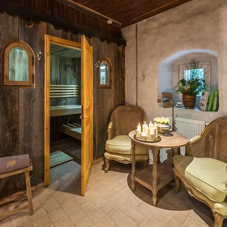 Boutique-hotel & Wellness Goldenes Fass Otel 4*