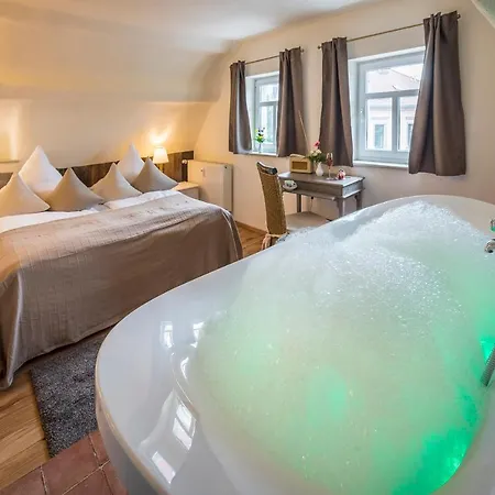 Boutique-hotel & Wellness Goldenes Fass 4*